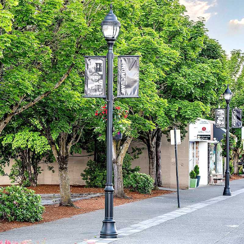lamp pole,